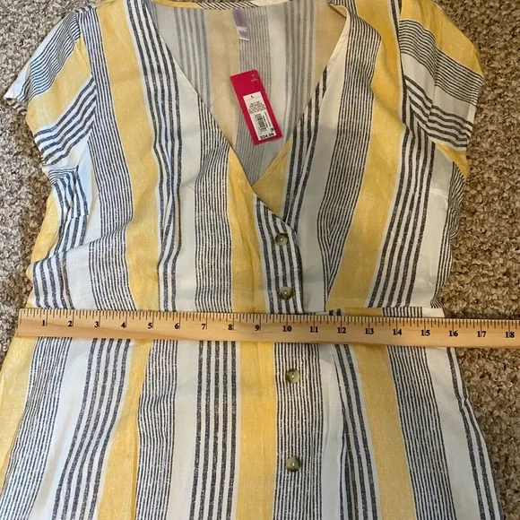 Cute Yellow Stripe Dress - Picture 4 of 6